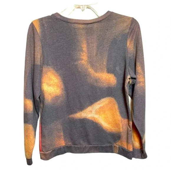 NWT’S. Disney The Little Mermaid Sweatshirt featuring Ariel and Prince Eric. - Picture 3 of 8